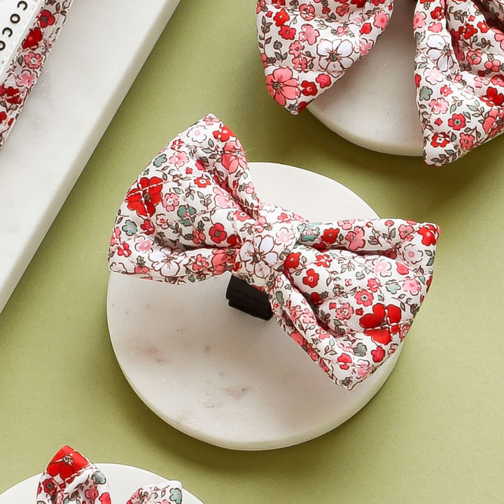 Quilted Christmas Flowers Bow Tie