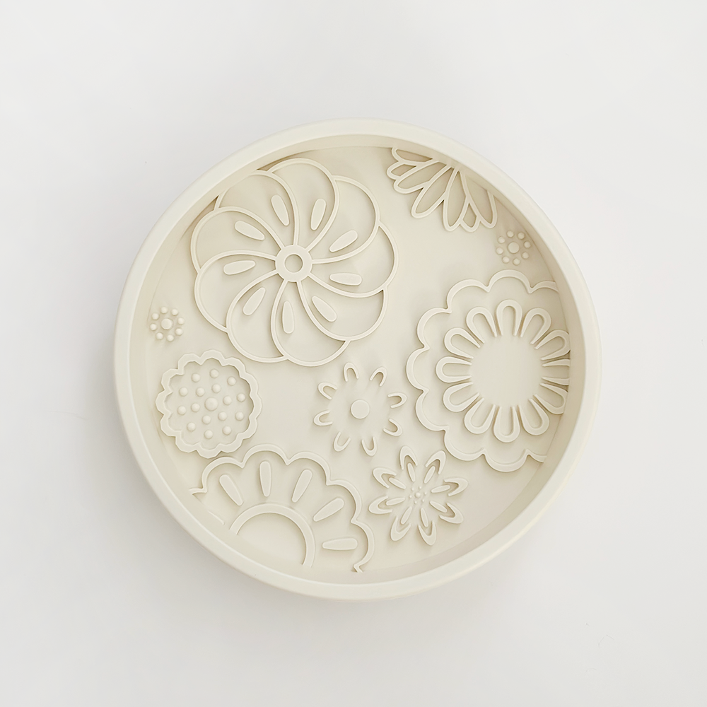 Silicone Slow Feed Dog Bowl - Cream Flowers