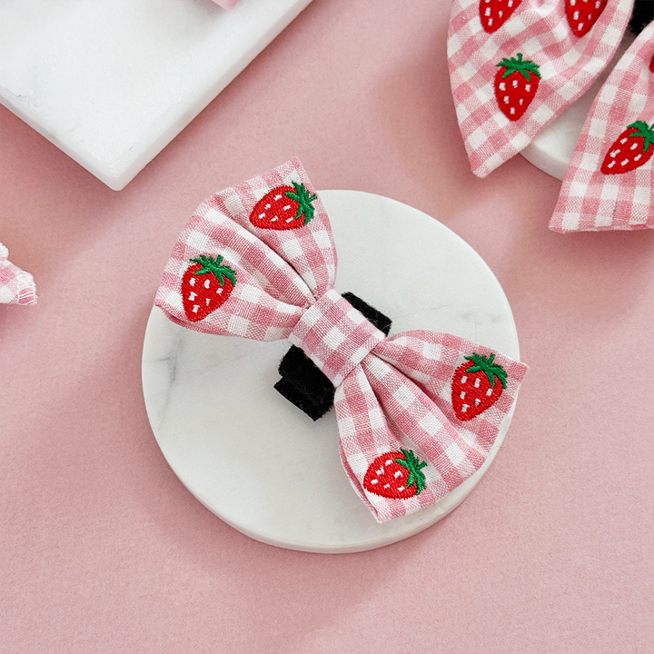 Strawberry Picnic Pup Bow Tie